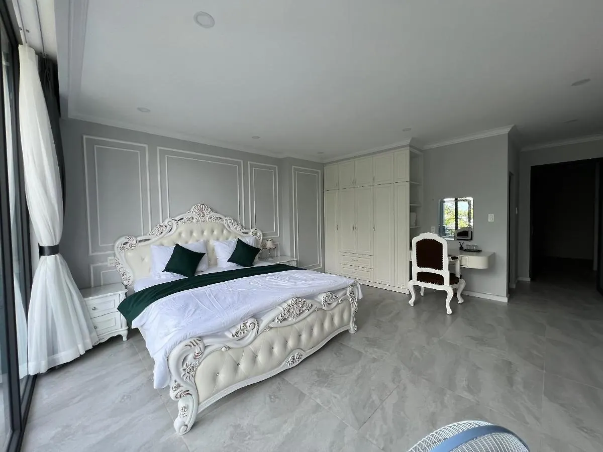 Hotel Khach San Che Yen Nha Trang 3*,  Vietnam